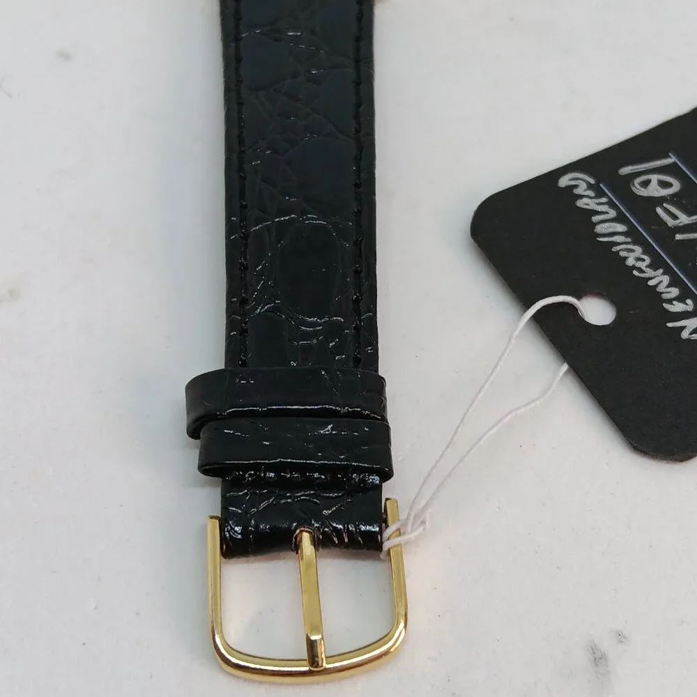 Newfoundland Dog 33mm Women's Gold Tone Black Leather Band Watch NWT